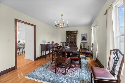 155 Taylor Road Portsmouth RI 02871