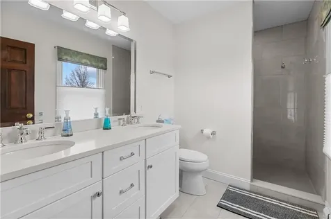 155 Taylor Road Portsmouth RI 02871