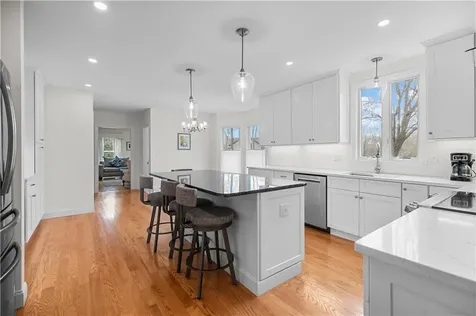 155 Taylor Road Portsmouth RI 02871