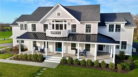 3 Bull Crossing Warren RI 02885