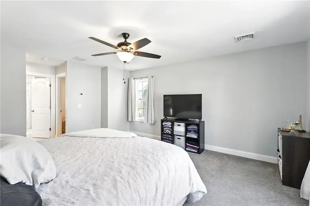 132 Cobble Hill Road Lincoln RI 02865