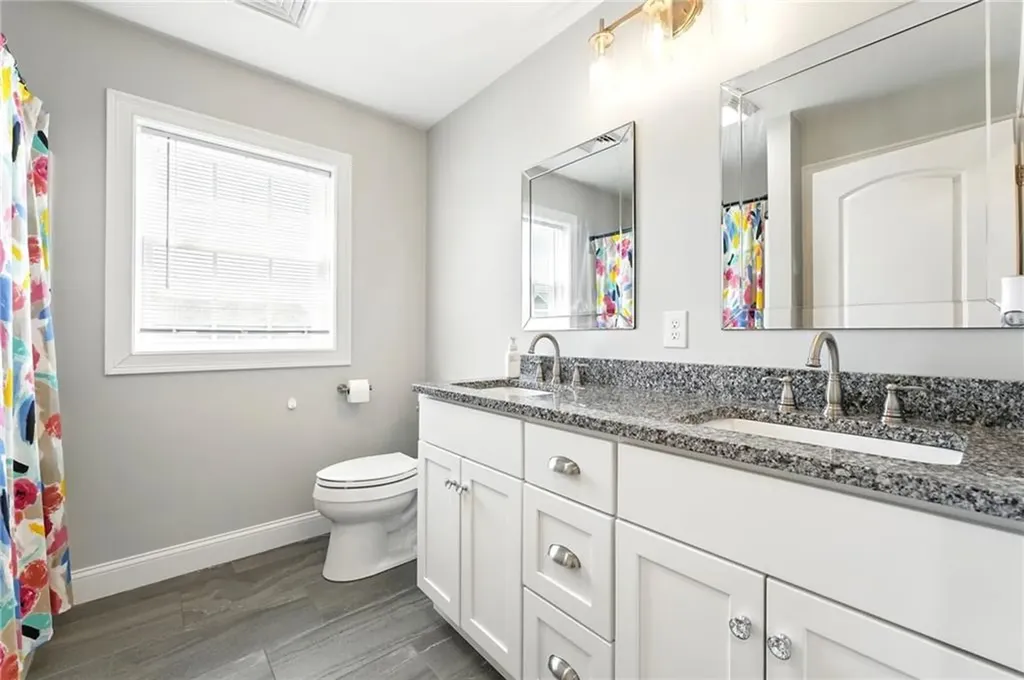 132 Cobble Hill Road Lincoln RI 02865