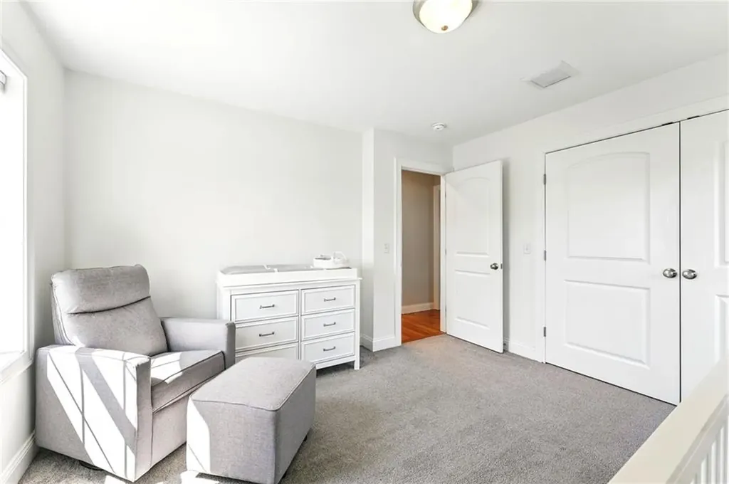 132 Cobble Hill Road Lincoln RI 02865