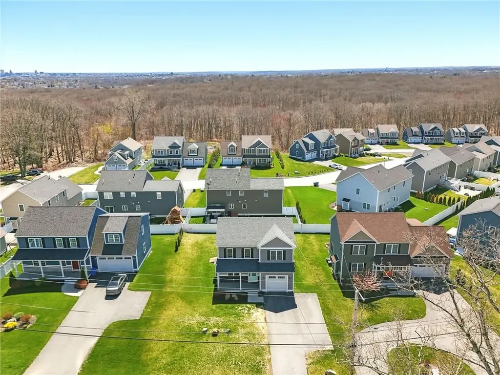 132 Cobble Hill Road Lincoln RI 02865