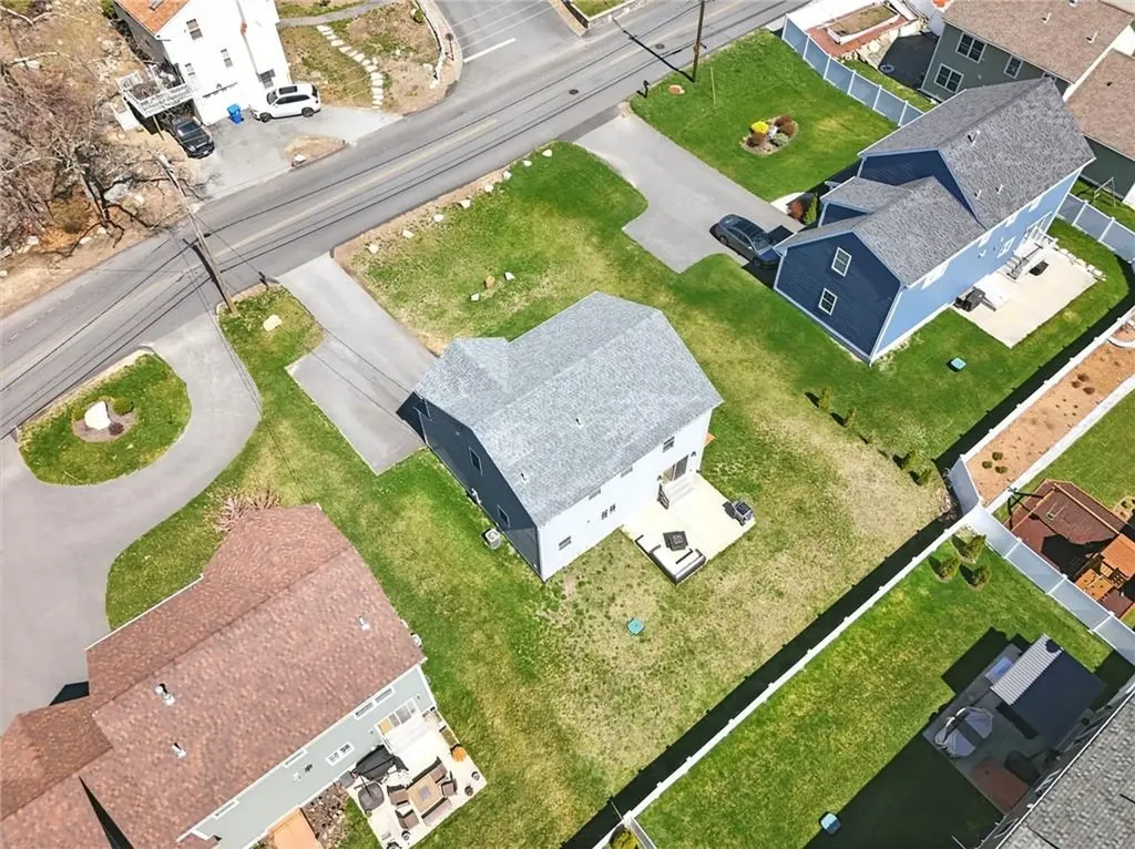 132 Cobble Hill Road Lincoln RI 02865