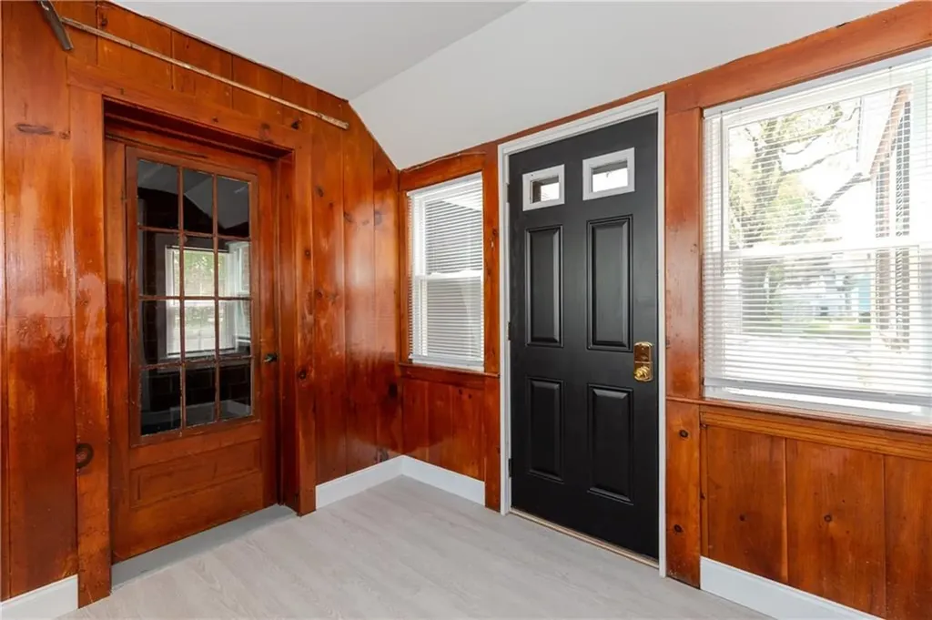46 Freeman Street Warwick RI 02886