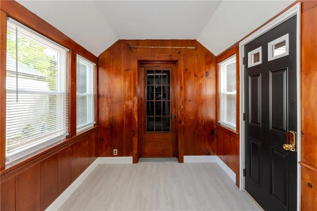 46 Freeman Street Warwick RI 02886