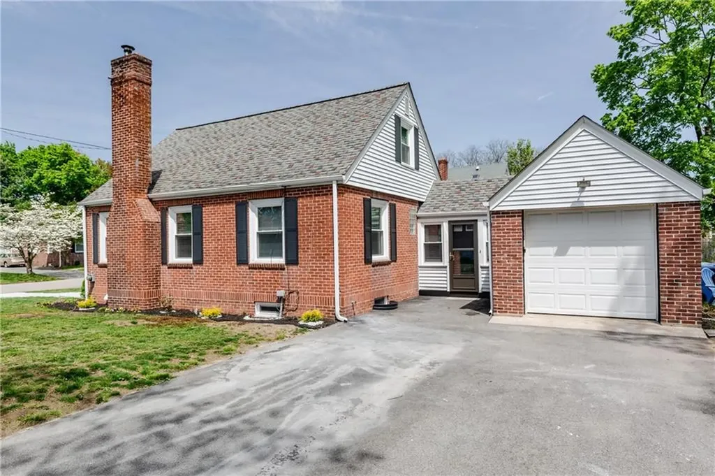 46 Freeman Street Warwick RI 02886