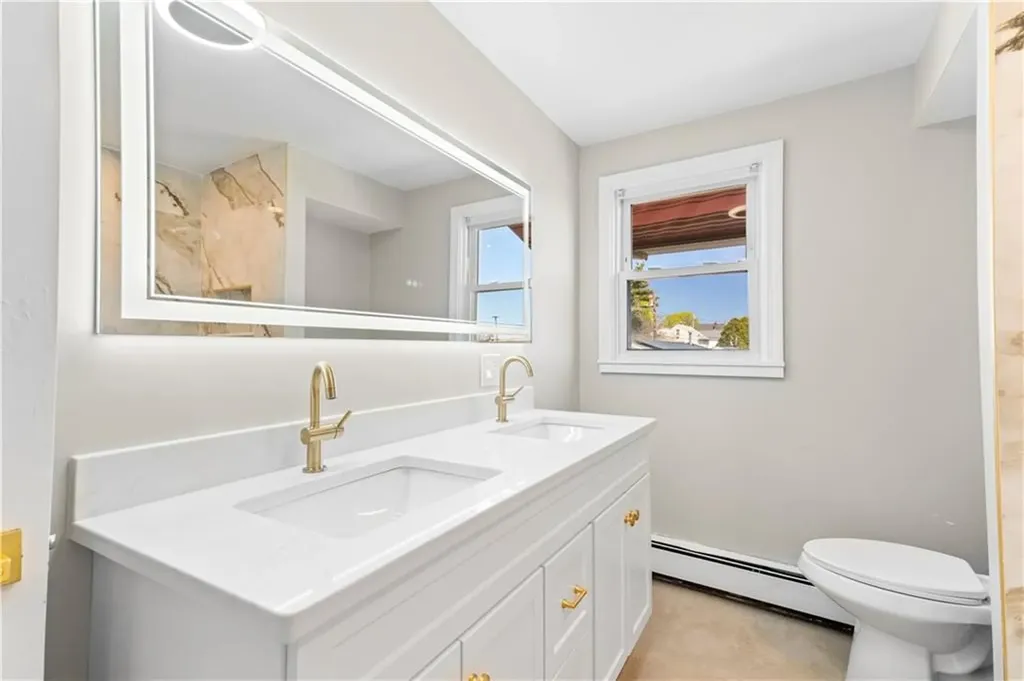 146 Smart Street Providence RI 02904