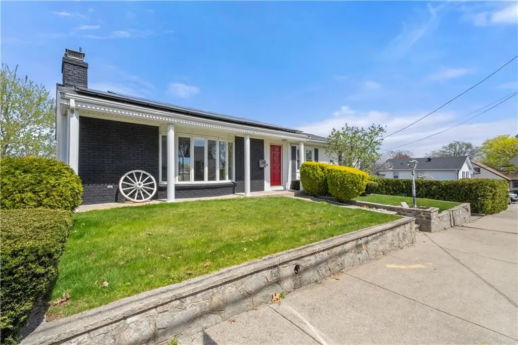 146 Smart Street Providence RI 02904