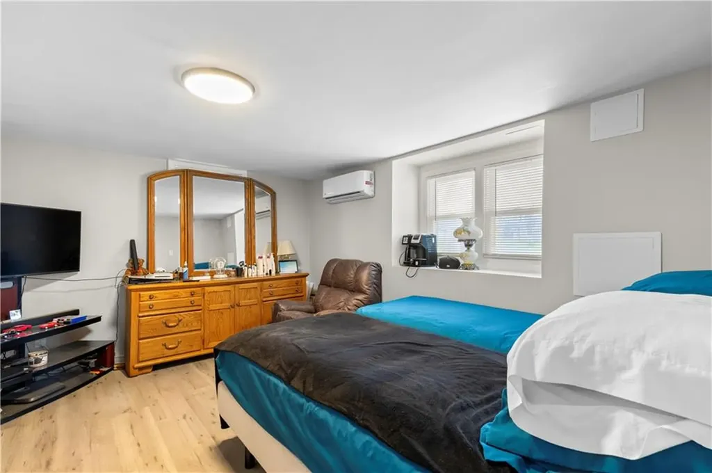 146 Smart Street Providence RI 02904