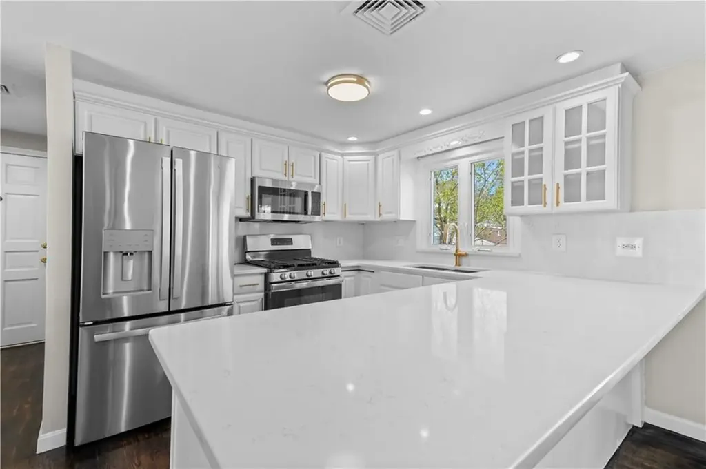 146 Smart Street Providence RI 02904