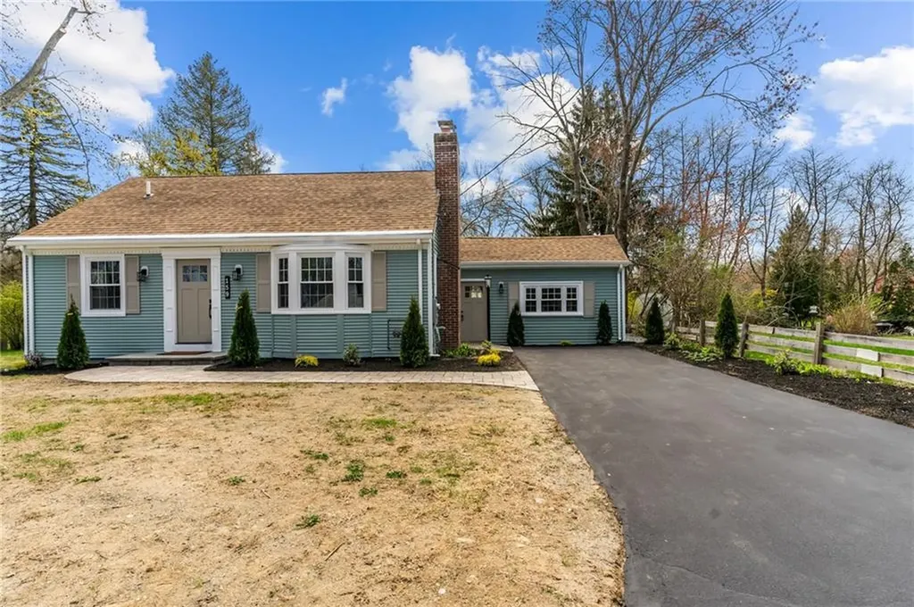 159 Hatton Street East Providence RI 02914