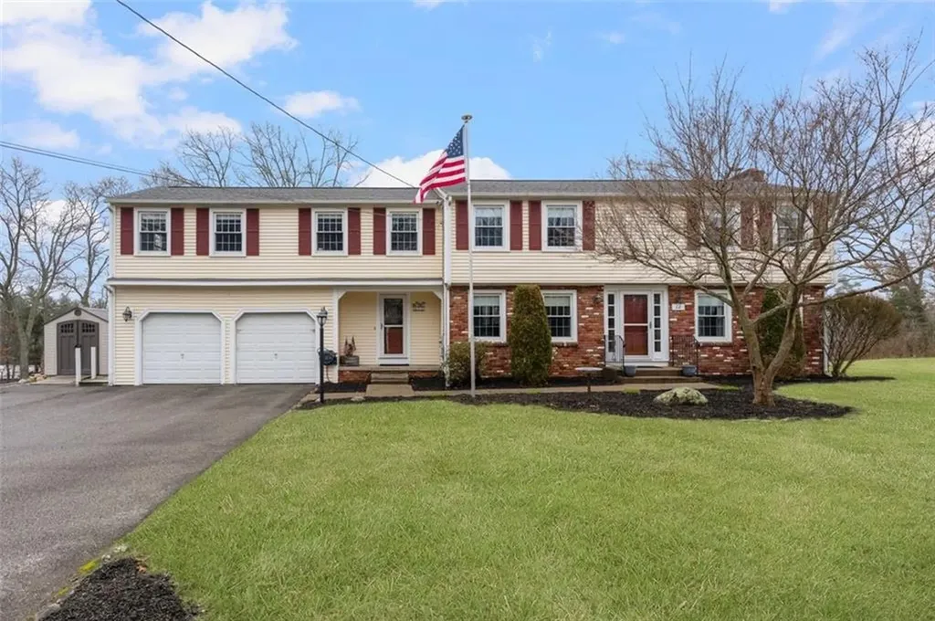 12 Wisteria Drive Coventry RI 02816