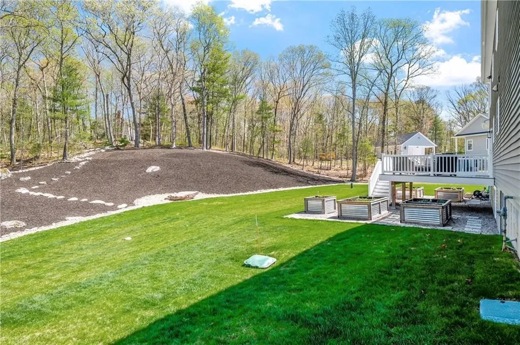 6 Kelsey Eden Way Cumberland RI 02864