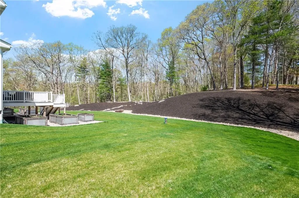 6 Kelsey Eden Way Cumberland RI 02864