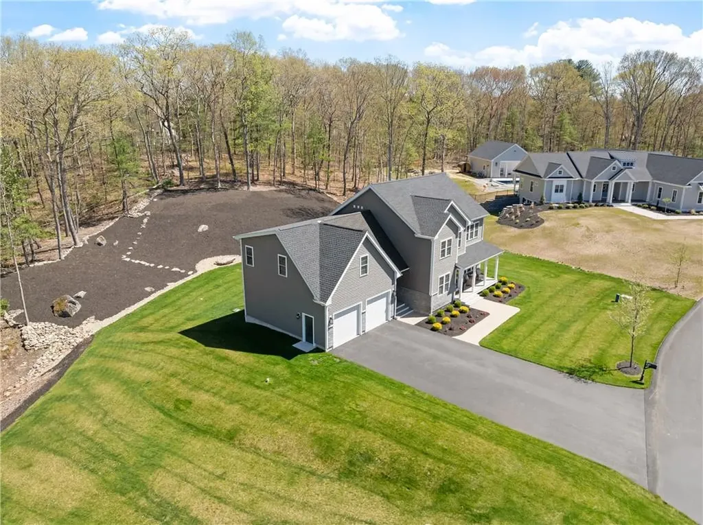 6 Kelsey Eden Way Cumberland RI 02864
