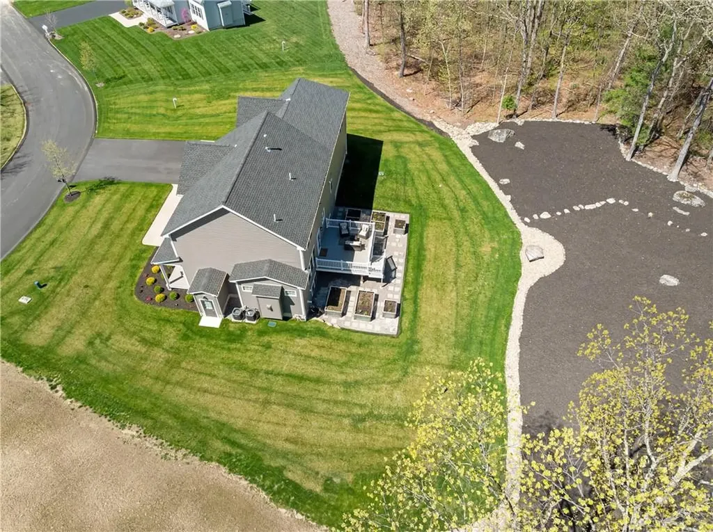 6 Kelsey Eden Way Cumberland RI 02864