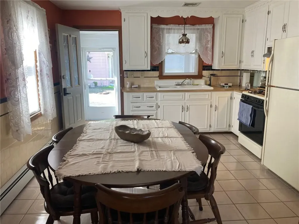 30 Charles Street Cranston RI 02920