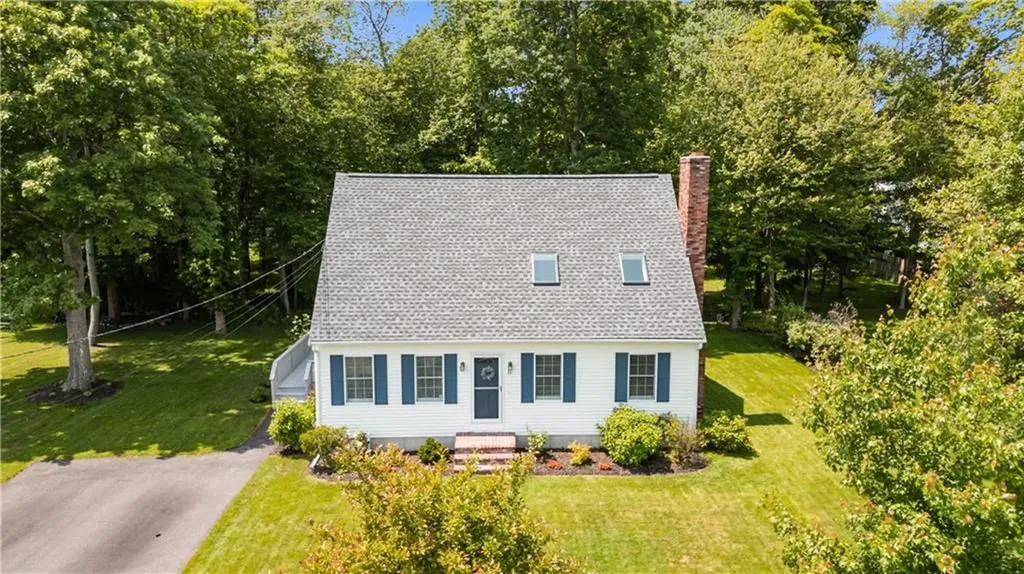17 Basswood Drive Bristol RI 02809