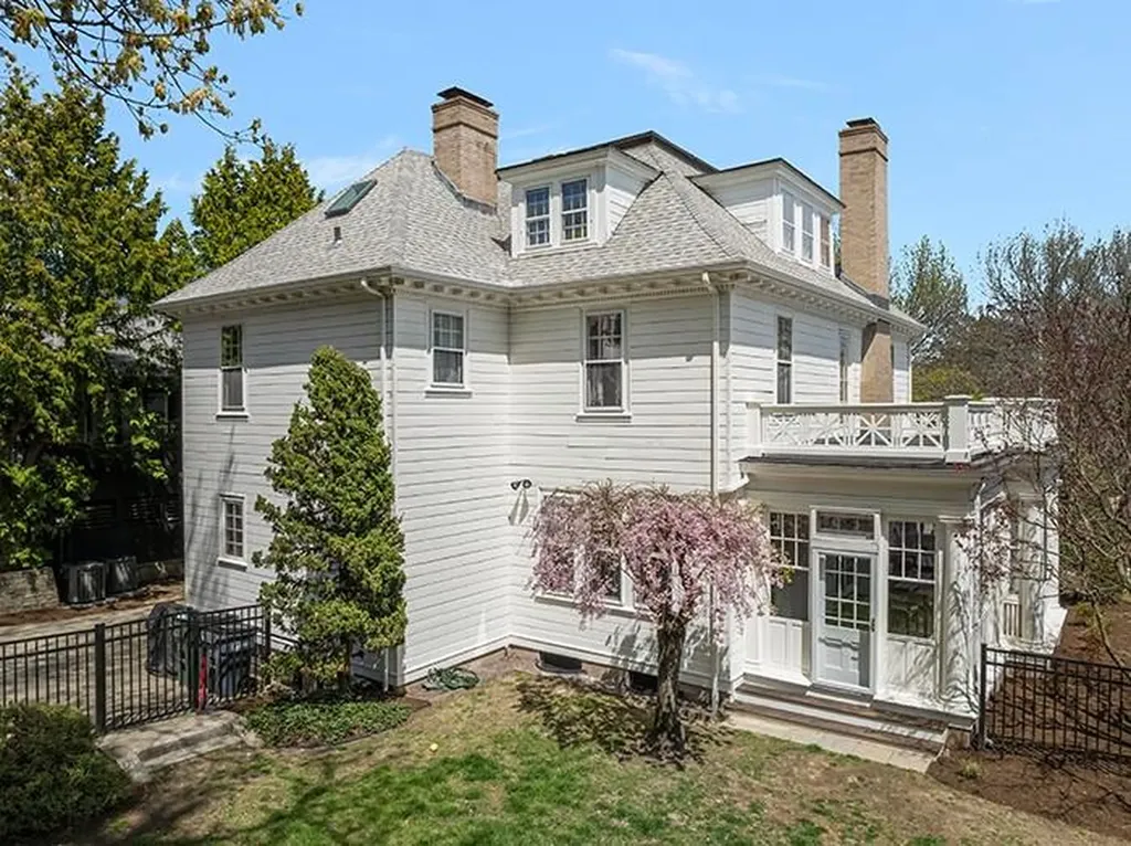 150 Arlington Avenue Providence RI 02906