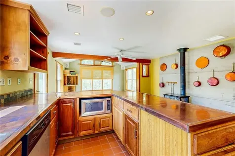 27 North Road Hopkinton RI 02833