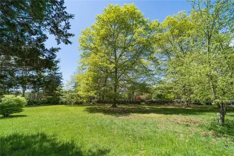 27 North Road Hopkinton RI 02833