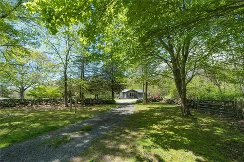 27 North Road Hopkinton RI 02833