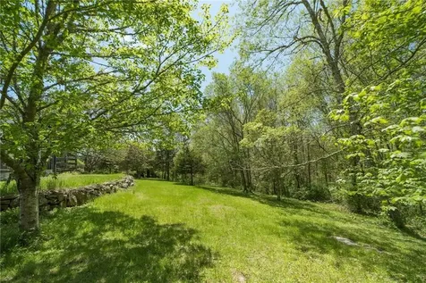 27 North Road Hopkinton RI 02833