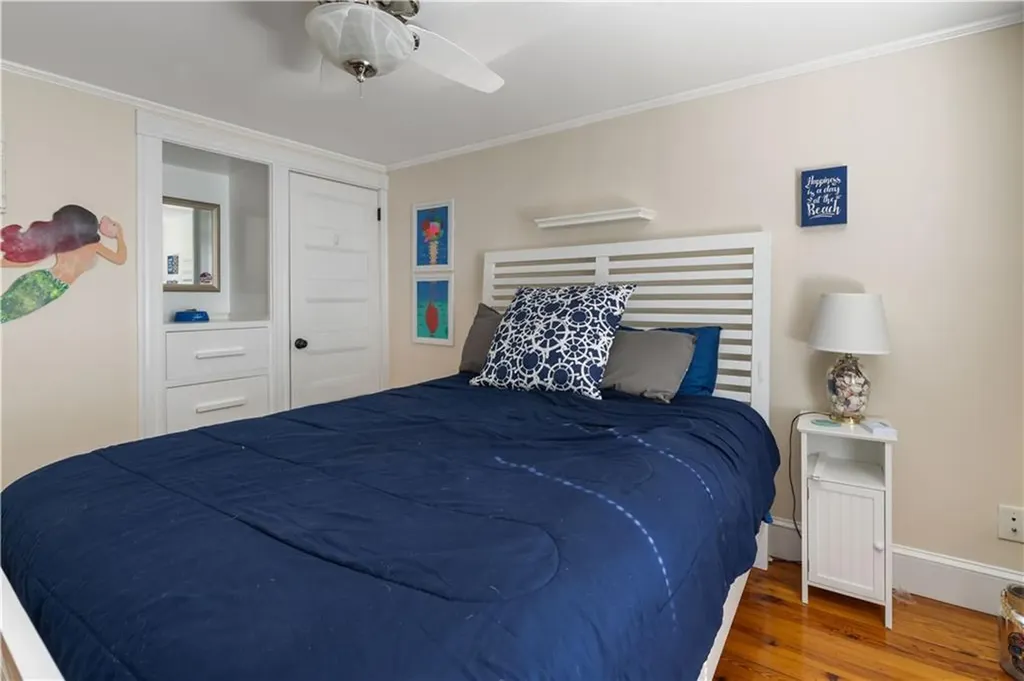 6 Gillies Court Newport RI 02840