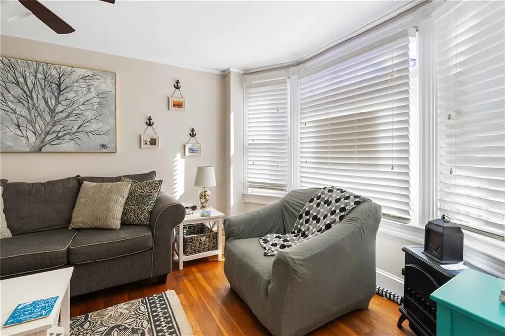 6 Gillies Court Newport RI 02840