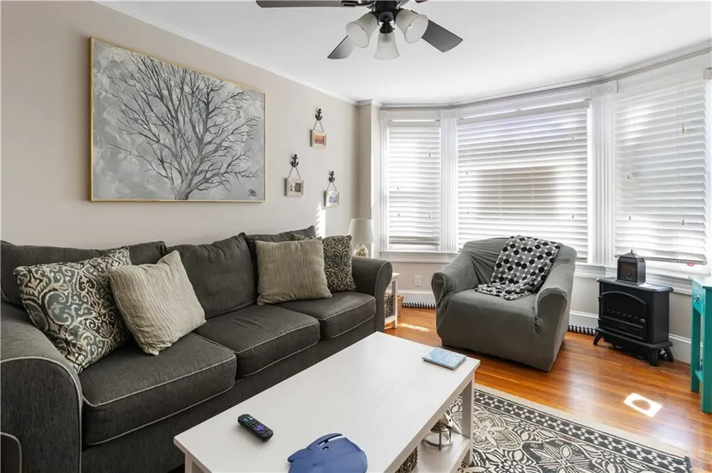 6 Gillies Court Newport RI 02840
