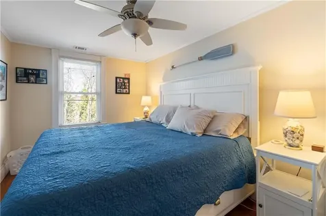 6 Gillies Court Newport RI 02840