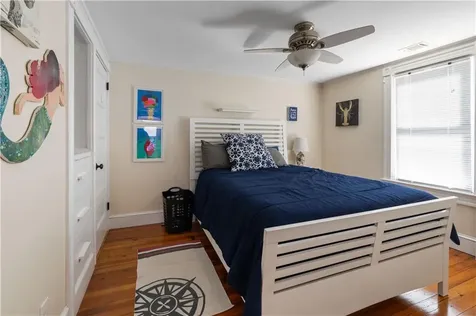 6 Gillies Court Newport RI 02840