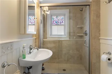 6 Gillies Court Newport RI 02840