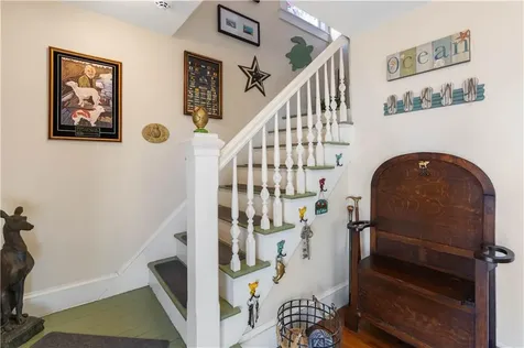 6 Gillies Court Newport RI 02840