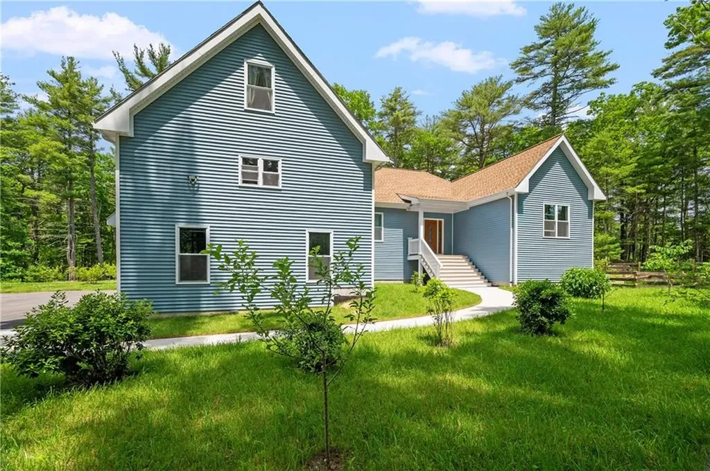 475 Ten Rod Road Exeter RI 02822