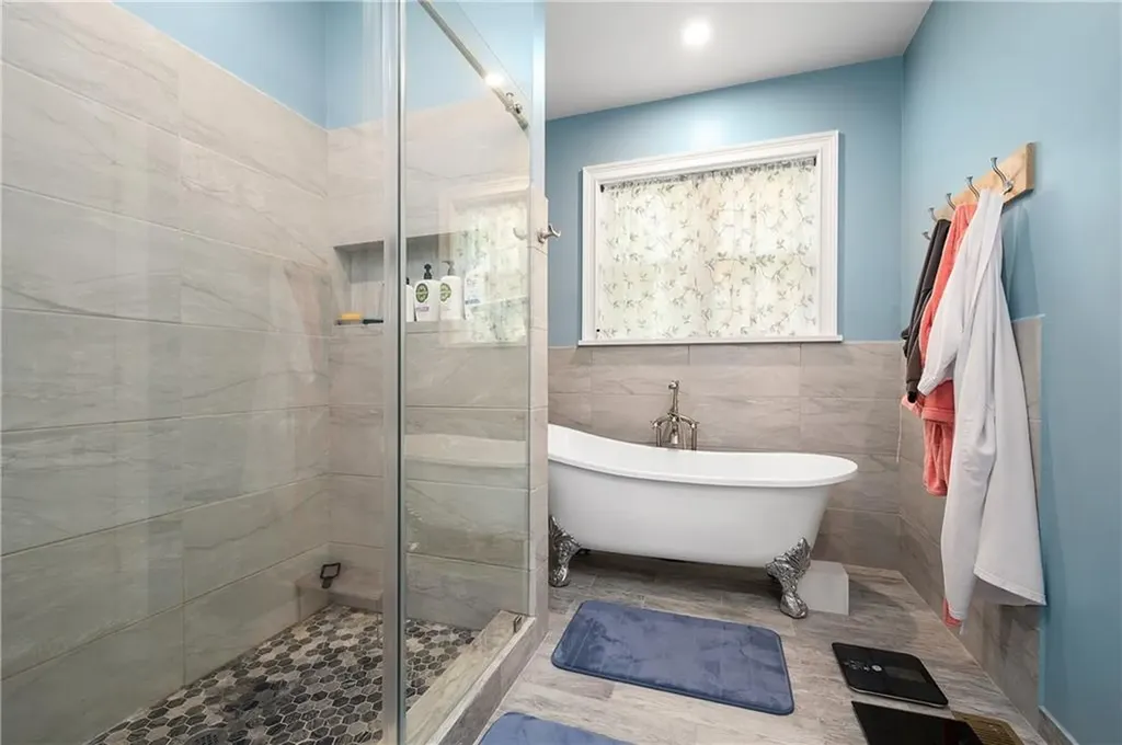 475 Ten Rod Road Exeter RI 02822