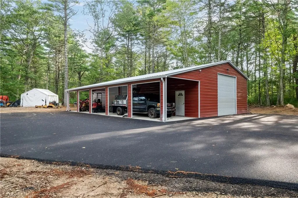 475 Ten Rod Road Exeter RI 02822