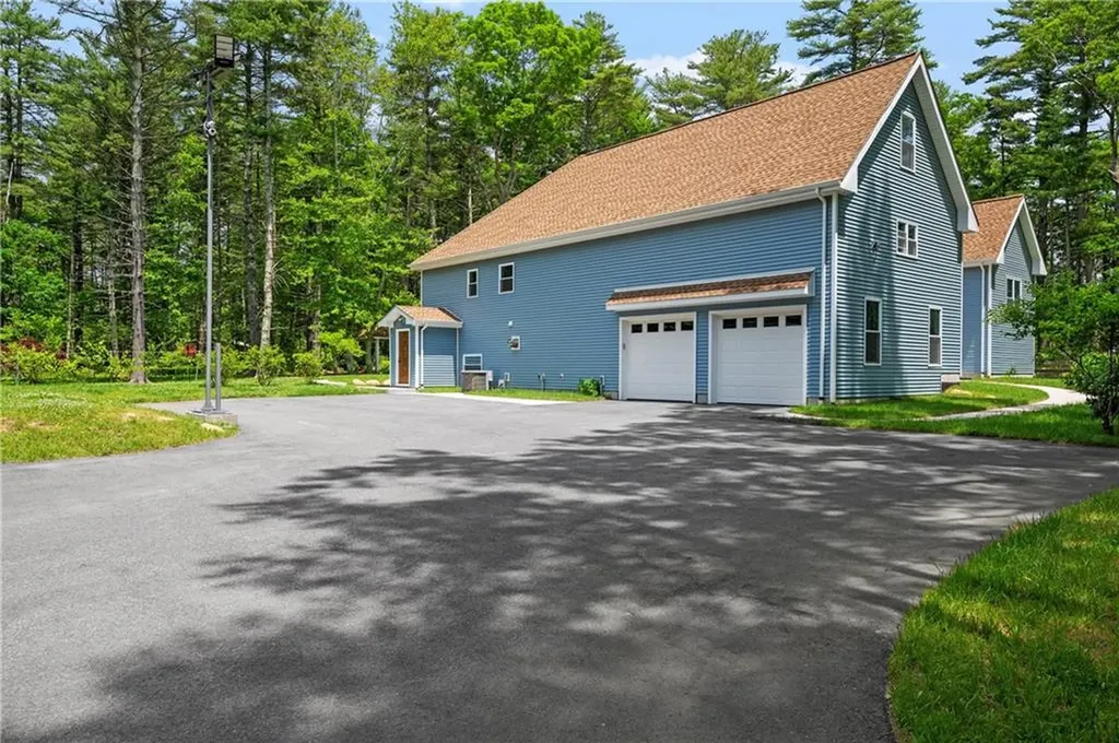 475 Ten Rod Road Exeter RI 02822