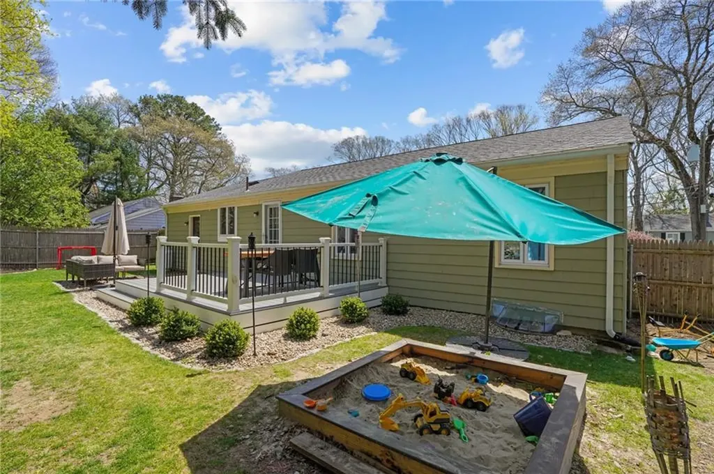 41 Darling Street Warwick RI 02886
