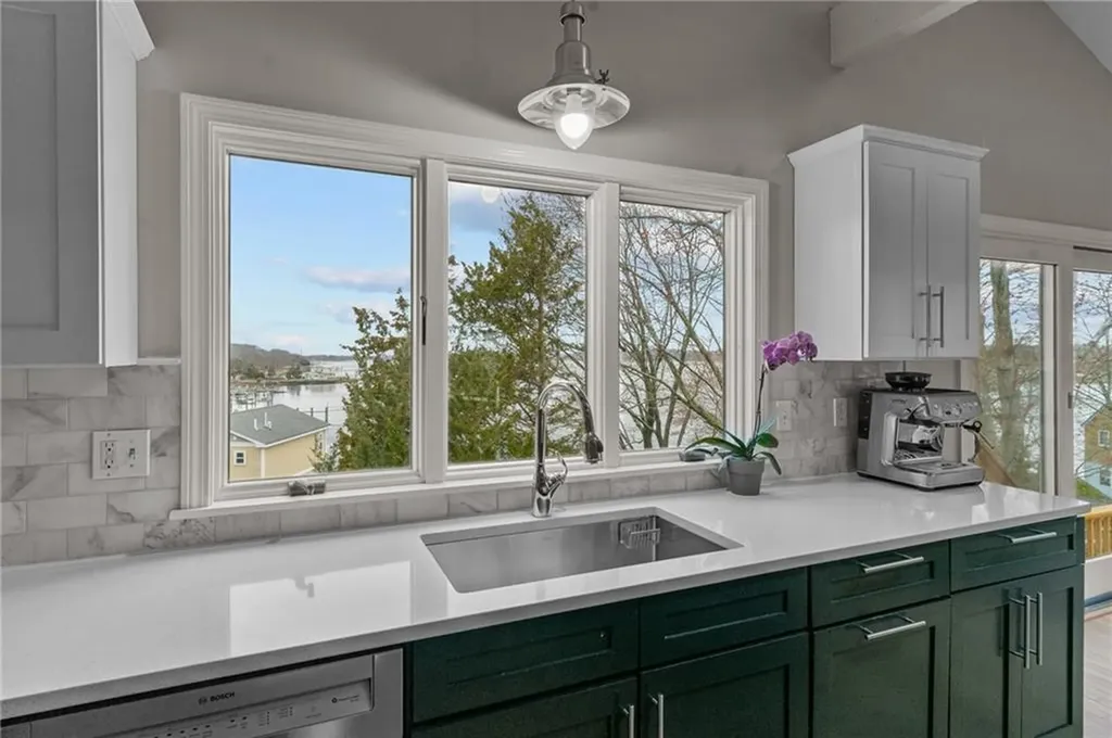 44 Harrison Street Bristol RI 02809