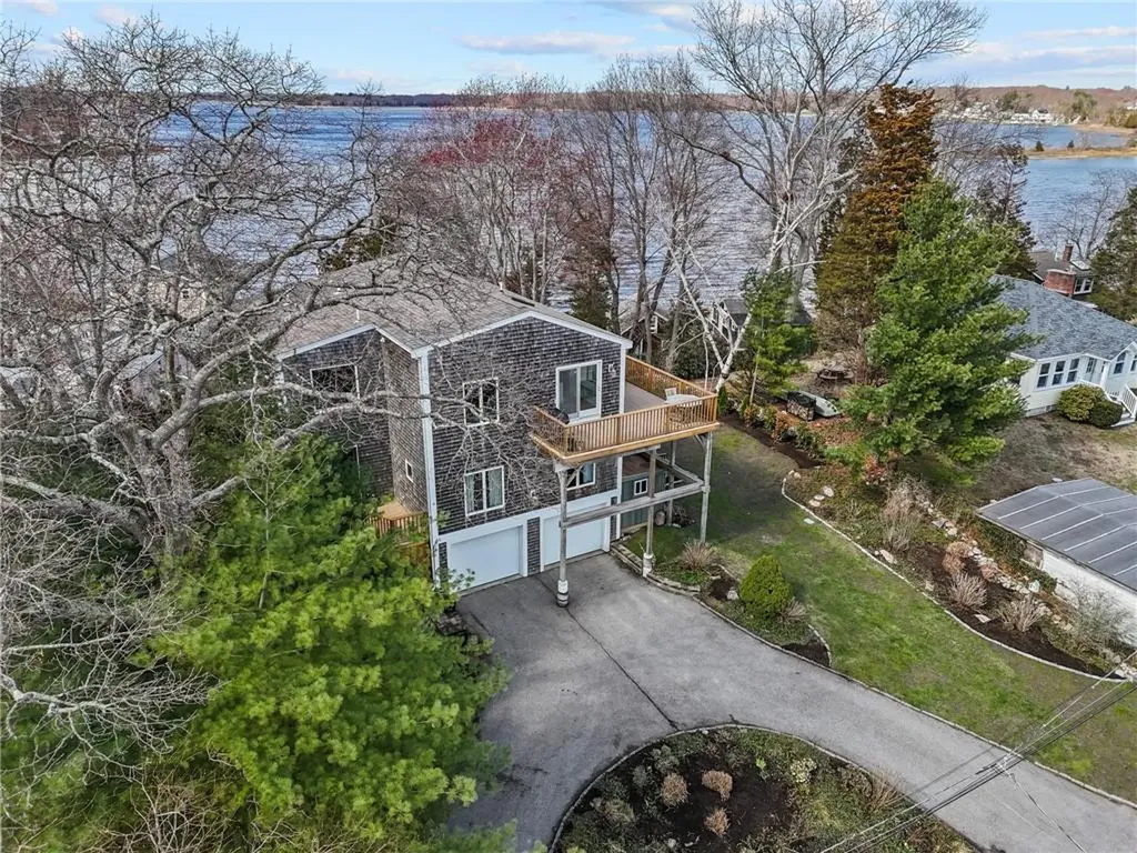 44 Harrison Street Bristol RI 02809