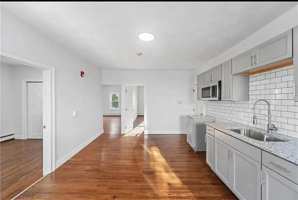 416 418 Admiral Street Providence RI 02908