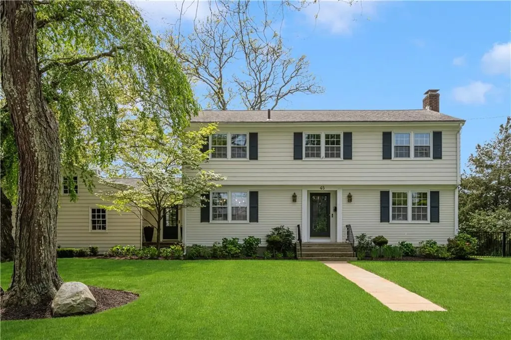 45 Meadowbrook Drive Barrington RI 02806