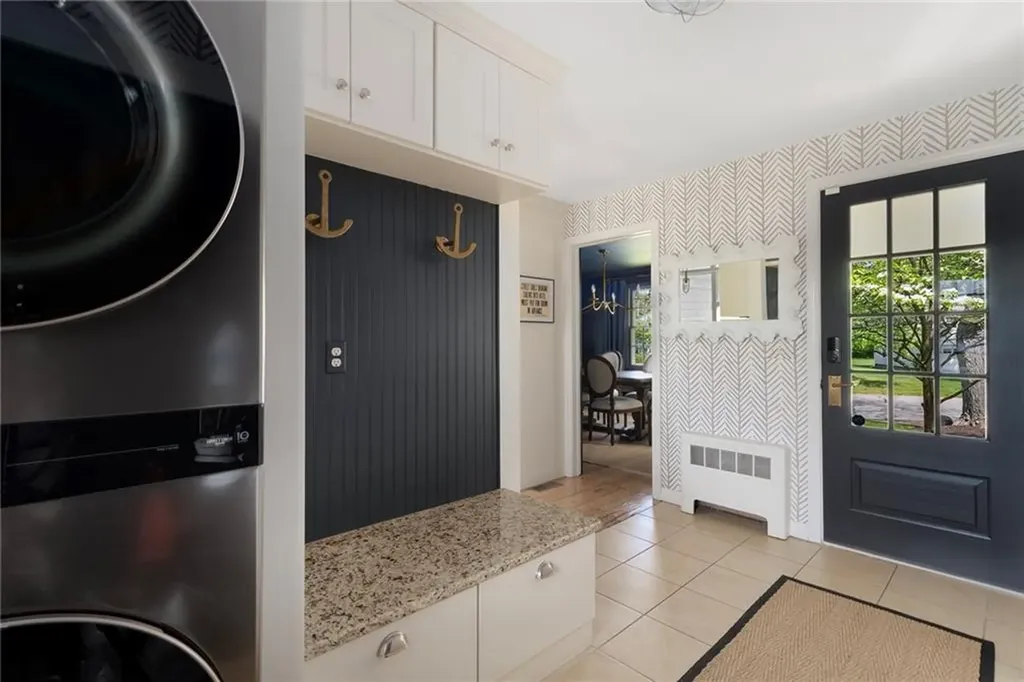 45 Meadowbrook Drive Barrington RI 02806