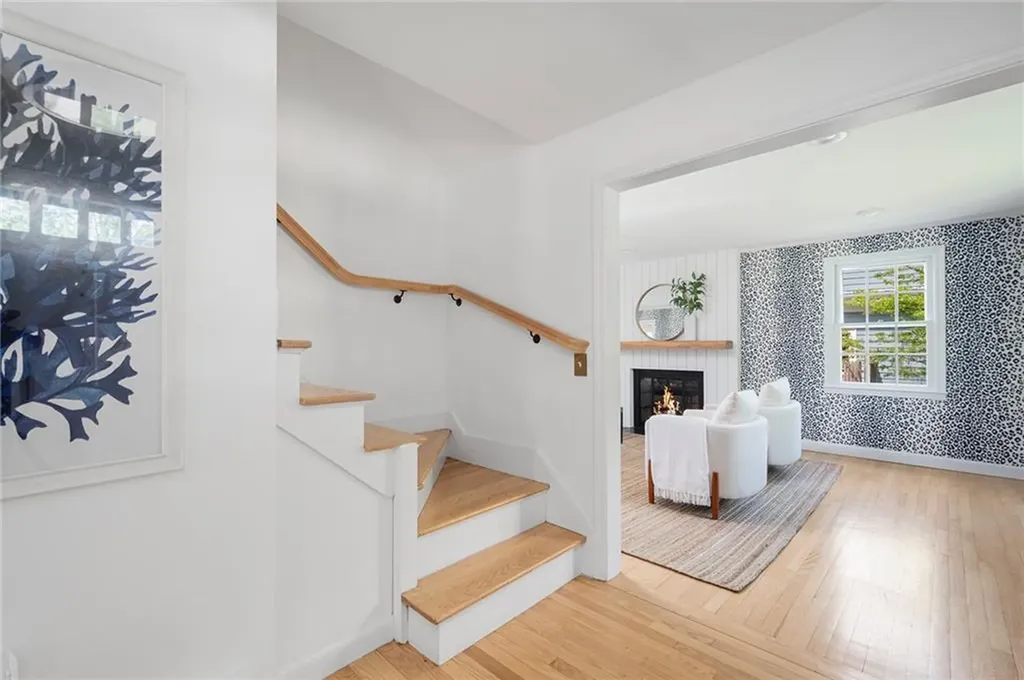 45 Meadowbrook Drive Barrington RI 02806