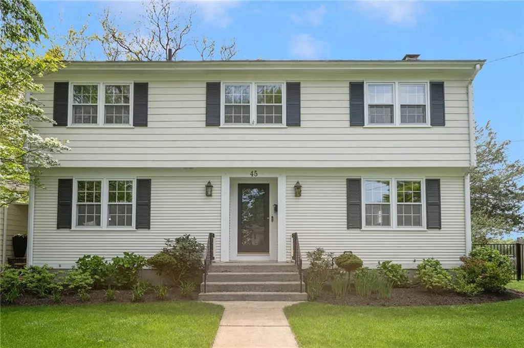 45 Meadowbrook Drive Barrington RI 02806