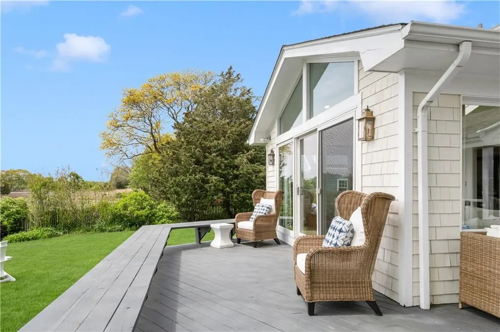45 Meadowbrook Drive Barrington RI 02806