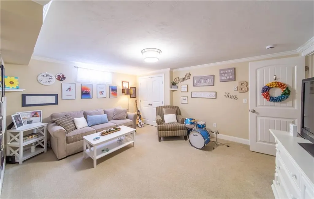 23 Cherry Blossom Lane Smithfield RI 02828